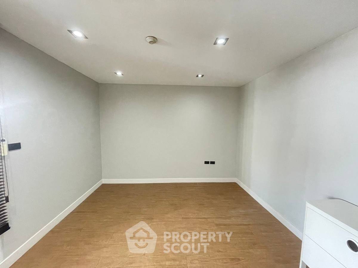 รูป คอนโด 5-ห้องนอน ที่ บ้าน สุขุมวิท ใกล้ BTS ทองหล่อ (ID 2093824) - รูปที่ 41/49