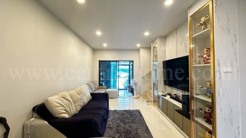 รูป ทาวน์โฮม 2 ชั้น บริทาเนีย วงแหวน-หทัยราษฎร์ จตุโชติ Built-in สวย ถนนเมน - รูปที่ 6/28