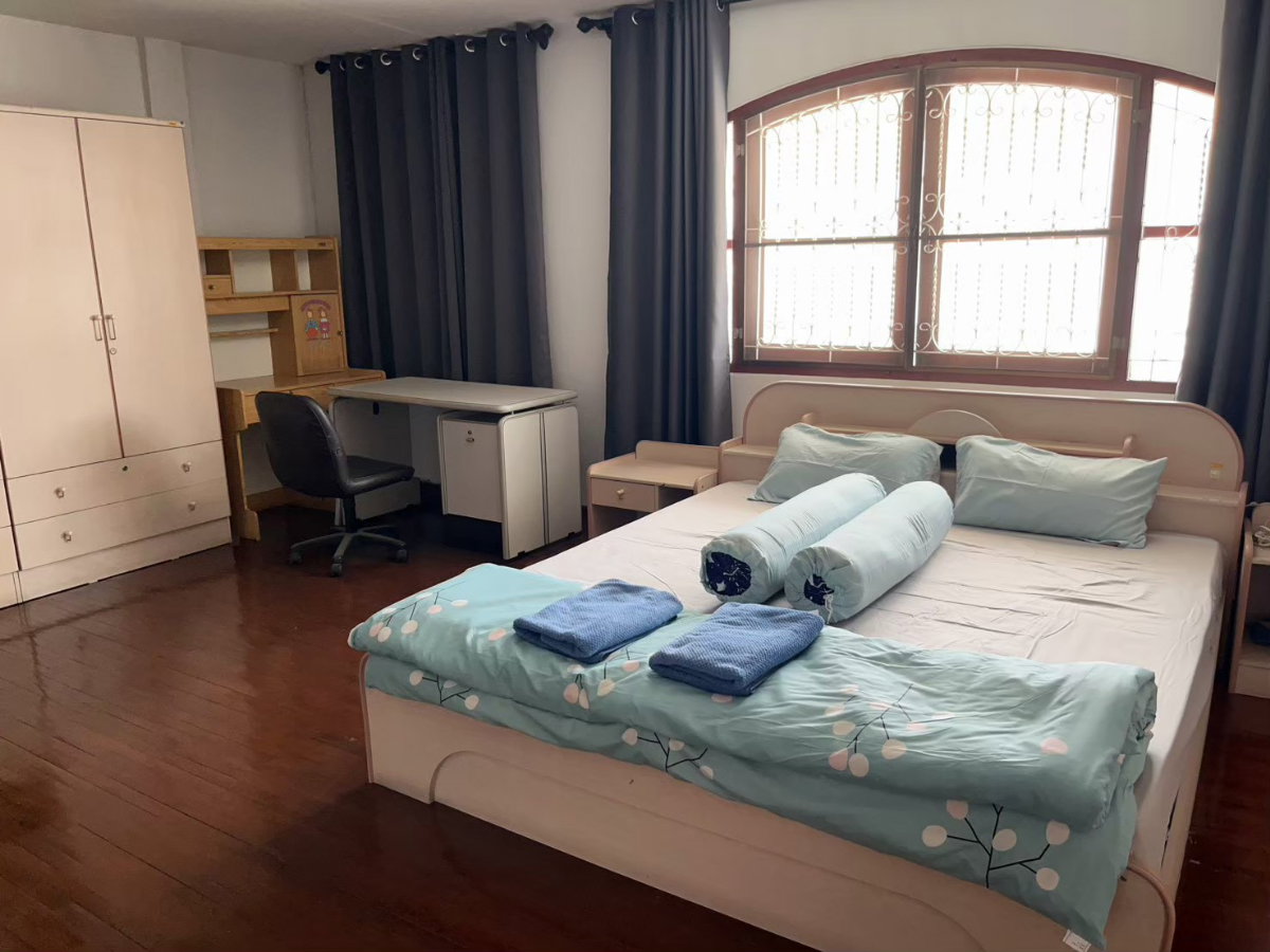 รูป 🏡 **ให้เช่าทาวน์โฮม 3 ชั้น หมู่บ้านพรรณวดี ลาดพร้าว 62/64**  📍 ทำเลดี เดินทางสะดวก เข้าออกได้หลายเส้นทาง  #รูปตรงปก - รูปที่ 25/36