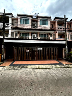 Townhouses for sale Bangkok : For Sale Townhouse/Townhome  , Baan Thanasin 9 , Ramintra , Khanna Yao , Bangkok , CX-177098 ✅ Live chat with us ADD LINE @connexproperty ✅