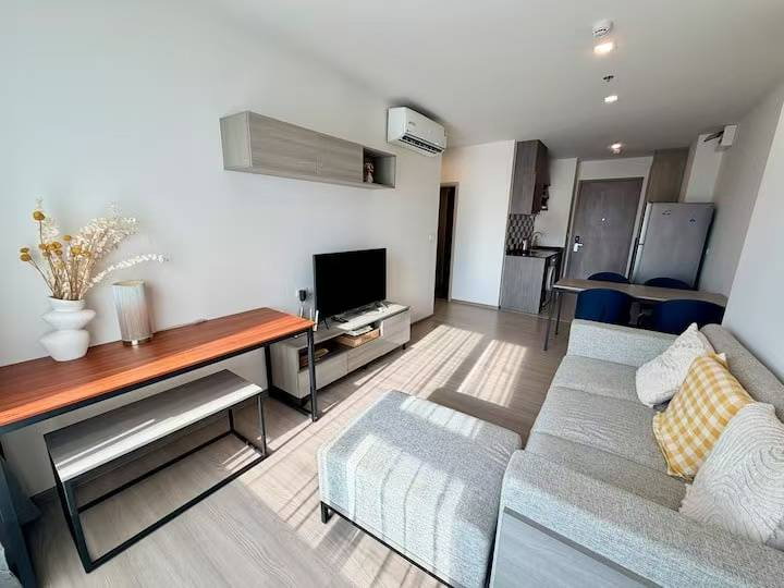 picture ð FOR RENT | THE BASE PHETCHABURIâTHONGLOR ð 2 Bedrooms | 2 Bathrooms | 61.25 SQ.M. | High Floor - 3/15