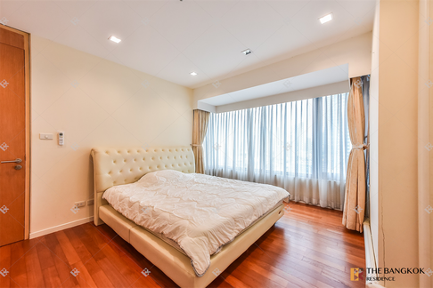 Easy Travel, Fully Utilized Space Amanta Lumpini near MRT Khlong Toei Station