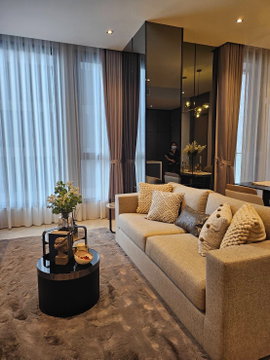 Condo for rent, Hyde Heritage Thonglor, 2 Beds, 2 Baths, high floor, panoramic view, 360° sky pool, 3 minutes walk to BTS Thonglor.