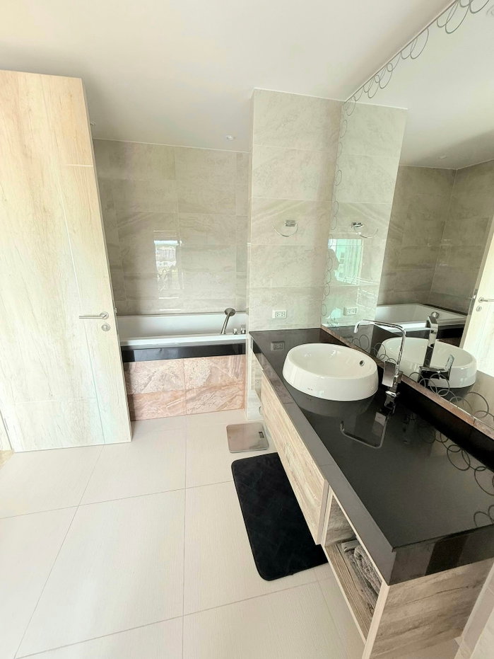 picture For rent 2 bed 2 bath at The Riviera Monaco Pattaya  - 7/11