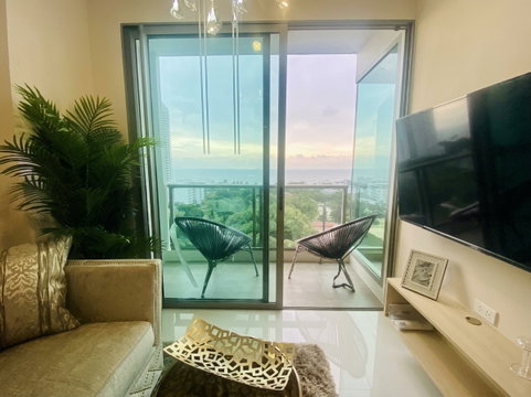 1 Bedroom Condo for Rent The Riviera Jomtien Sea View
