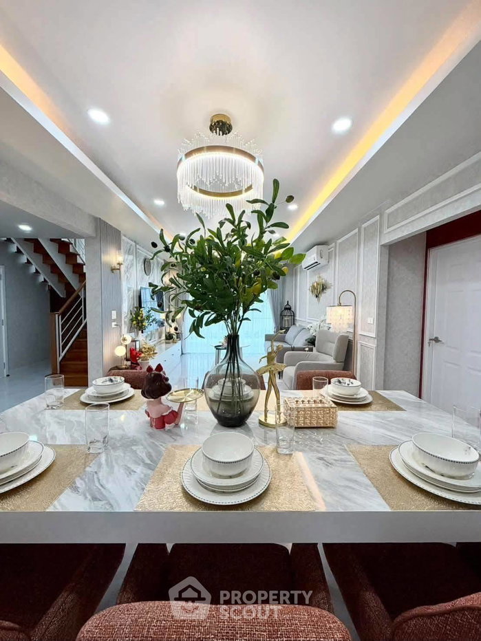 รูป บ้าน 4-ห้องนอน ที่ หมู่บ้านพฤกษานารา ใกล้ เมืองพัทยา (ID 3363179) - รูปที่ 13/23