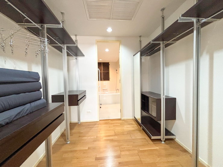 รูป 🏡 ให้เช่า | Amanta Ratchada 🌿 ห้องใหญ่ 84 ตร.ม. | Pool View | บรรยากาศรีสอร์ท ✨ รีโนเวทใหม่ทั้งห้อง + เครื่องใช้ไฟฟ้าใหม่ยกชุด พร้อมเข้าอยู่ - รูปที่ 12/16