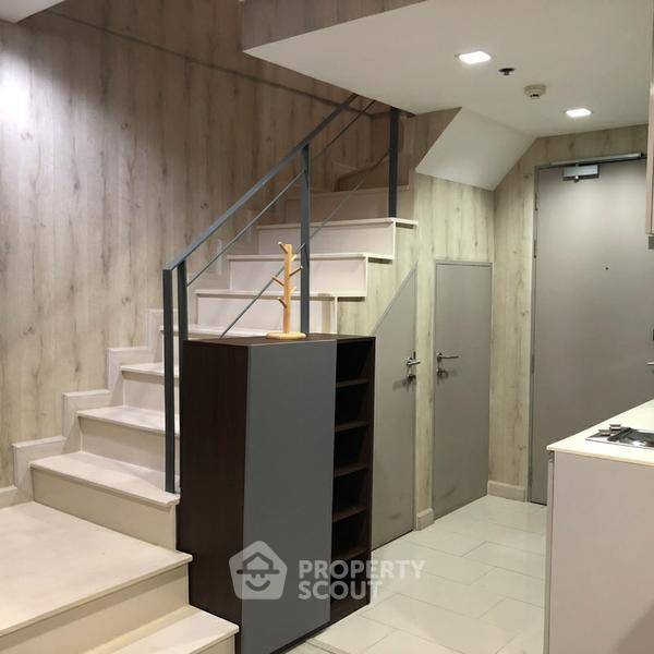 picture 2-BR Condo at Fullerton Sukhumvit near BTS Ekkamai (ID 2835768) - 5/8