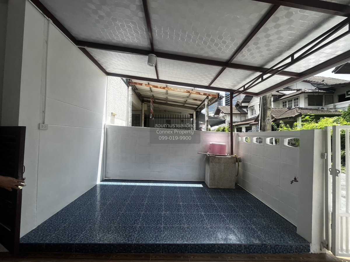 รูป ขายทาวน์เฮ้าส์/ทาวน์โฮม หมู่บ้านสุทธิศักดิ์ รีโนเวทใหม่ ลาดยาว เขต จตุจักร กรุงเทพ CX-178297 ✅ ทักไลน์ @connexproperty ตอบทันที ทีมงานมืออาชีพ ✅ - รูปที่ 9/10