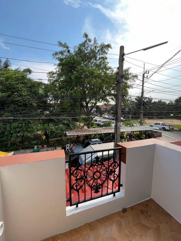 รูป ทาวน์เฮ้าส์ รีโนเวทใหม่ ทำเลดี หมู่บ้าน เคซี.รามอินทรา8 KC 8 ซอยไทยรามัญ ซอย 11 หน้าบ้านติดสวนหย่อมร่มรื่น บรรยากาศดีมาก น้ำไม่ท่วม หน้าบ้านไม่ชนใคร - รูปที่ 35/39