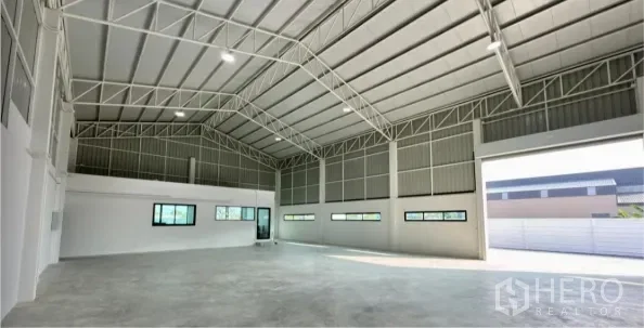 picture For sale Warehouse 310 sq.m. in Lahan, Bang Bua Thong, Nonthaburi - 3/4
