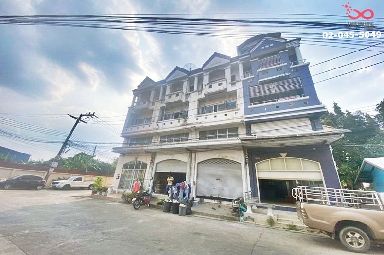 ขายอาคารพาณิชย์ 5 ชั้น 17 ตร.วา ลาดพร้าว101 โพธิ์แก้ว ซอยนวมินทร์ 93 พร้อมอยู่