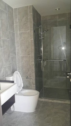 picture C6912 For Rent : Condo C Ekkamai ( BTS Ekkamai ) 064 665 4666 - 30/30