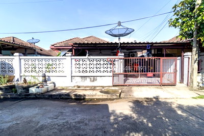 บ้านเดี่ยว ปทุมธานี : ขายบ้านเดี่ยวชั้นเดียว 52 ตร.ว. คันทรีปาร์ค 15 สามโคก ปทุมธานี ราคาถูกที่สุดในโครงการ! คุ้มกว่าซื้อบ้านเดี่ยวชั้นเดียวพร้อมอยู่ (ฟรีโอน)