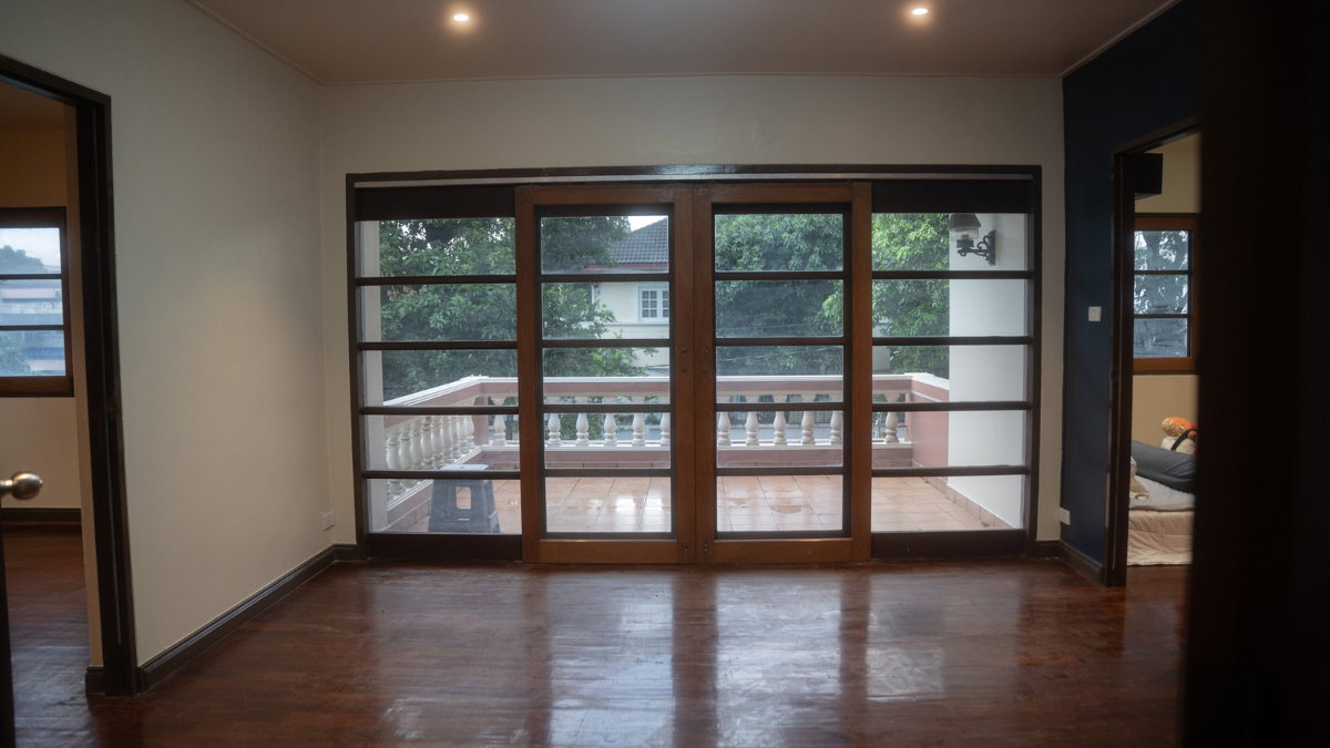 รูป 🏡✨ ให้เช่าบ้านเดี่ยว กลิ่นอาย Classic / Mid-Century |  โชคชัย 4 ซอย 80  - รูปที่ 7/16