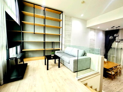 Townhouses for rent Bangkok : Townhome For Rent : Arden Phatthanakan 20 | 3 Bedrooms 4 Bathrooms | Only 3 Minutes to Thonglor
