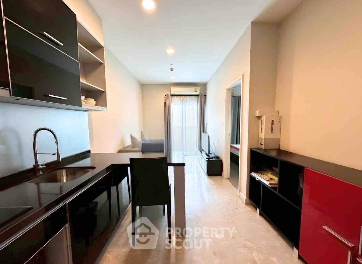 picture 200m To BTS Thong Lor | 1-BR The Crest Sukhumvit 34 (ID 3036408) - 1/3