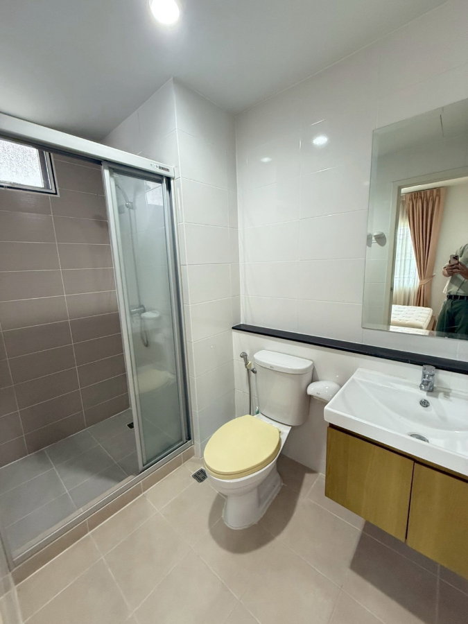 รูป 🏡 ปล่อยเช่าบ้านแฝดสไตล์โมเดิร์น ทำเลดี พร้อมอยู่ ใกล้รถไฟฟ้า! โครงการอารียา โคโม่ วงแหวน-รามอินทรา | - รูปที่ 7/16