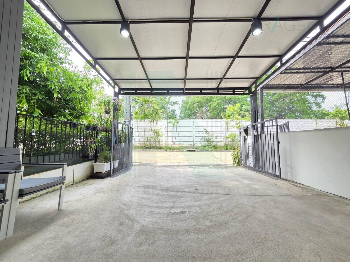 ขายทาวน์โฮม 2 ห้องนอน 120 ตร.ม. 20.6 ตร.ว. ซิตี้เซนส์ พระราม 2-ท่าข้าม
