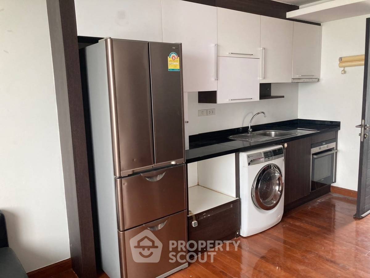 picture 2-BR Condo For Sale At Prom Phaholyothin 2 Near BTS Ari (ID 2907734) - 7/7