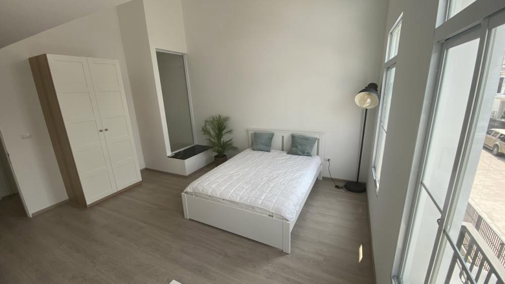 รูป 🏡✨ ให้เช่าทาวน์โฮม 3 ชั้น Indy 2 บางนา–รามคำแหง 2 | แปลงใหญ่ 40 ตร.ว. มีสวนข้างบ้าน - รูปที่ 4/15