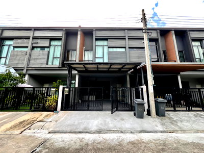 เช่าทาวน์โฮม กรุงเทพมหานคร : ให้เช่า Townhome 2 ชั้น VERVE Rama 9 บ้านแต่งครบ พร้อมอยู่ | 2 ห้องนอน | จอดรถ 2 คัน | ทำเลกรุงเทพกรีฑา–พระราม 9 (น้ำไม่ท่วม)