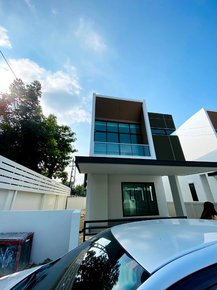 picture Corner Plot House for Sale – Motto Project, Move-in Ready, Near Expressway with Dual Access Points    - 8/22