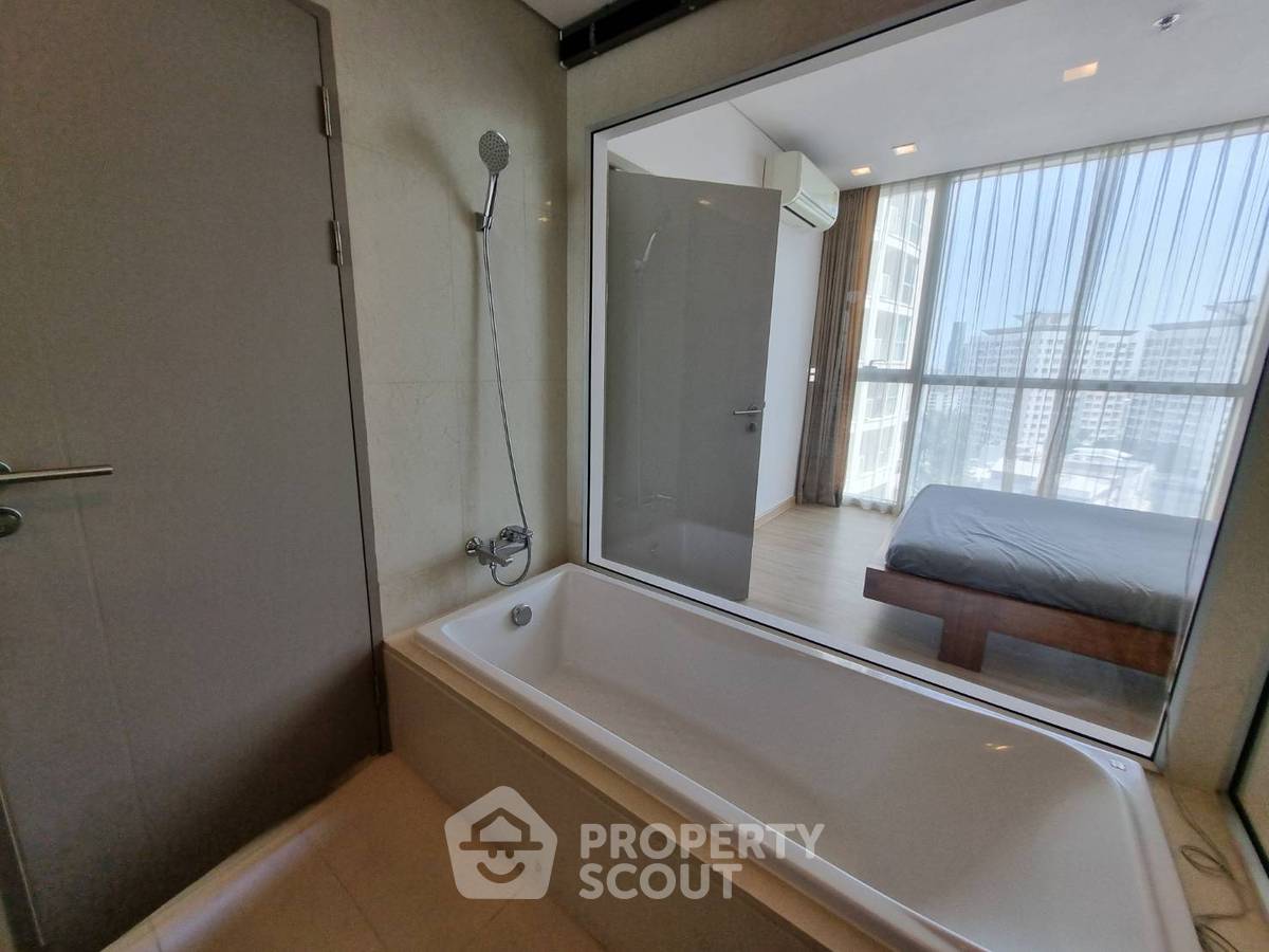 picture 200m To BTS Phra Khanong | 1-BR Le Luk Condominium (ID 3362260) - 16/18