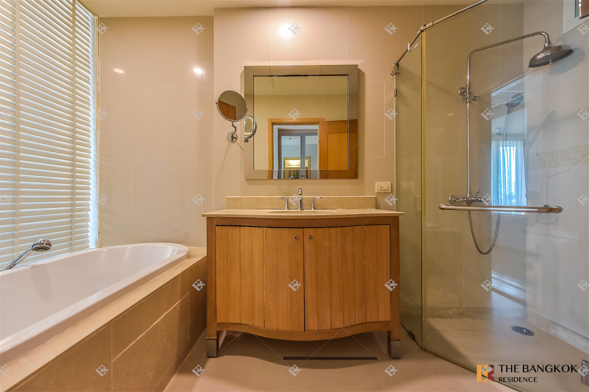picture Condo That Meets All City Dwellers Lifestyles The Empire Place - 9/10