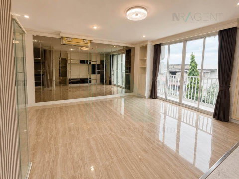 ขายคอนโด ทาวน์ สุขุมวิท 71 อาคาร 1 ชั้น 4 2 ห้องนอน ขนาด 61 ตรม ใกล้ 71 Sport Club