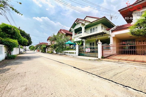 ขายบ้านแฝด 2 ชั้น 40 ตร.ว. ม.ศศิญา ซอยสรงประภา 30 - เดชะตุงคะ ใกล้สนามบินดอนเมือง