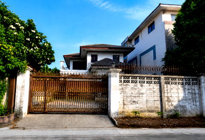 Houses for sale Siam University : For Sale House , Charoen Suk San Thon Buri 35 , Bang Wa , Phasi Charoen , Bangkok , CX-178691 ✅ Live chat with us ADD LINE @connexproperty ✅