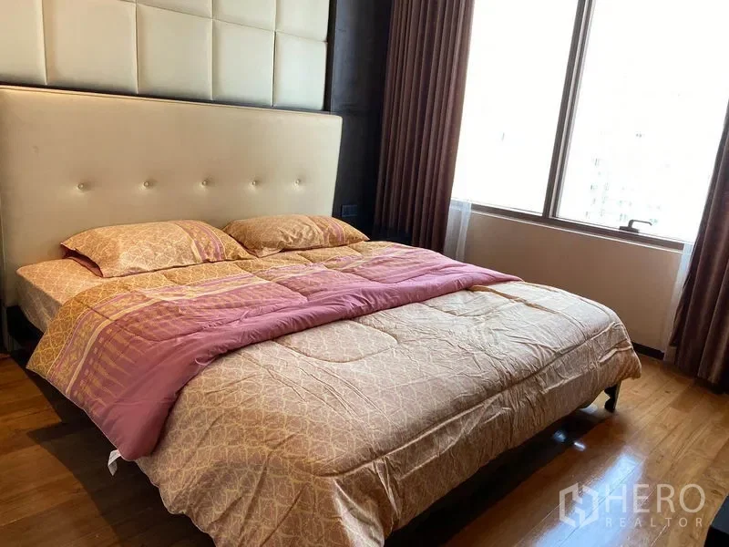 รูป ให้เช่า คอนโด 3 ห้องนอน The Emporio Place (เอ็มโพริโอ เพลส) คลองตัน คลองเตย กรุงเทพมหานคร BTS พร้อมพงษ์ - รูปที่ 5/10