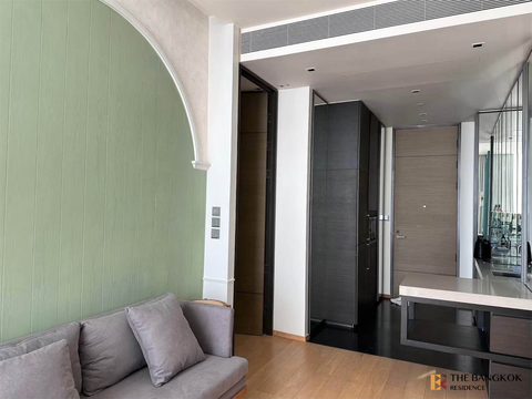 Condo in CBD, Below Market Price 28 Chidlom near BTS Chit Lom