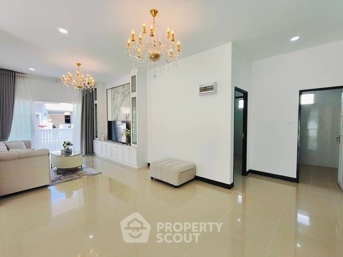 รูป บ้าน 3 ห้องนอน 180 ตร.ม. ที่หมู่บ้าน Rattanakorn Village 18 พัทยา (ID 3362311) - รูปที่ 9/18