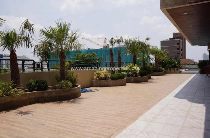 picture Spacious 3-Bedroom Condo 211 Sq.m. | Casa Viva Ekamai 12  - 25/30