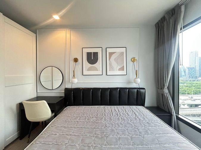 1-bed condo for rent, 32 sqm, Life Asoke Hype