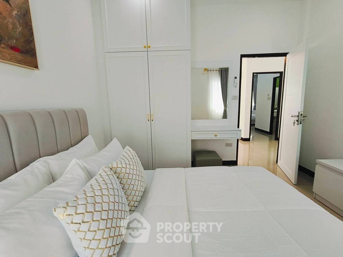 รูป บ้าน 3 ห้องนอน 180 ตร.ม. ที่หมู่บ้าน Rattanakorn Village 18 พัทยา (ID 3362311) - รูปที่ 18/18