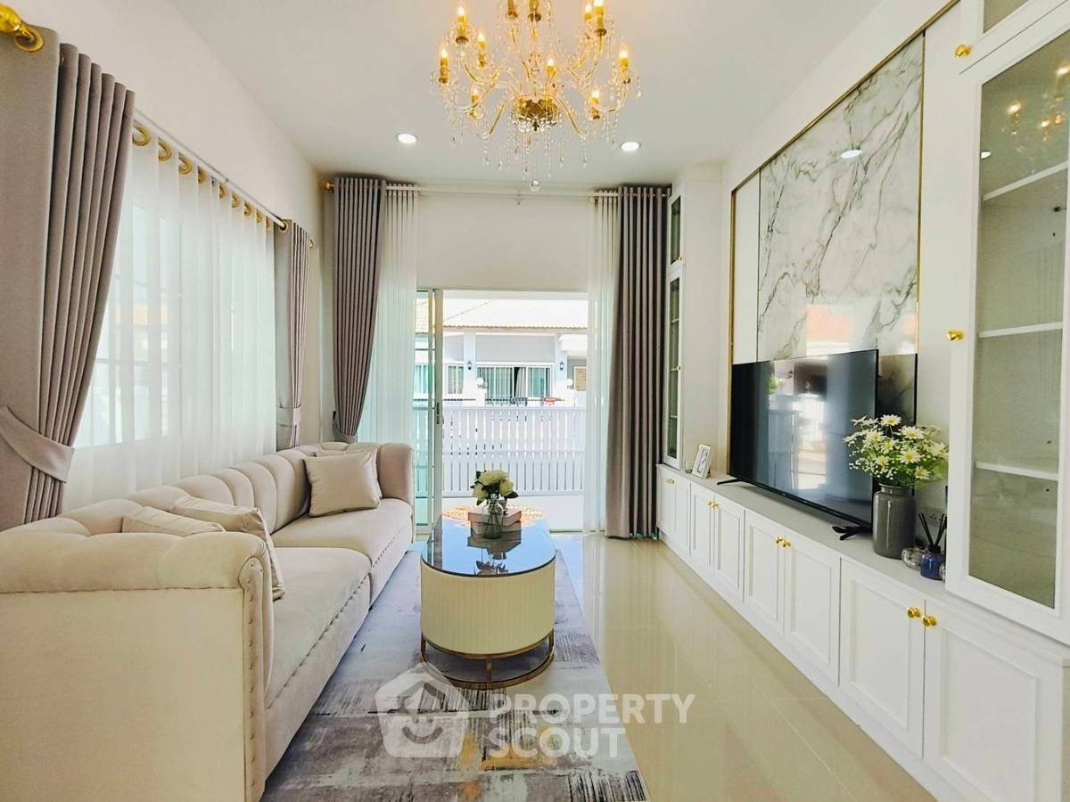รูป บ้าน 3 ห้องนอน 180 ตร.ม. ที่หมู่บ้าน Rattanakorn Village 18 พัทยา (ID 3362311) - รูปที่ 7/18