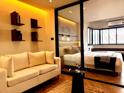 Condos for sale 700 Year Sports Arena Chiang Mai : Hillside 3 Condo For Sale ! Newly renovated, At Nimman 