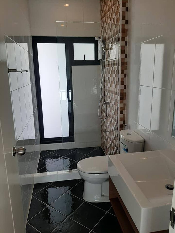picture Corner Plot House for Sale – Motto Project, Move-in Ready, Near Expressway with Dual Access Points    - 10/22