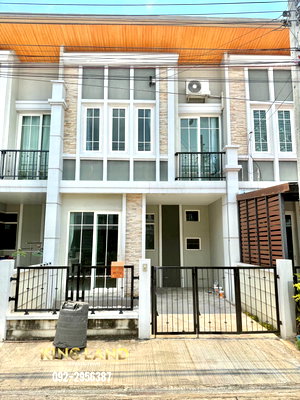 เช่าทาวน์โฮม วัดพระยาสุเรนทร์ : 🏡 ปล่อยเช่าทาวน์โฮม Golden Town รามอินทรา-คู้บอน 3 ห้องนอน 2 ห้องน้ำ บ้านสวย พร้อมอยู่ ทำเลดีมาก ใกล้แหล่งไลฟ์สไตล์ครบ!