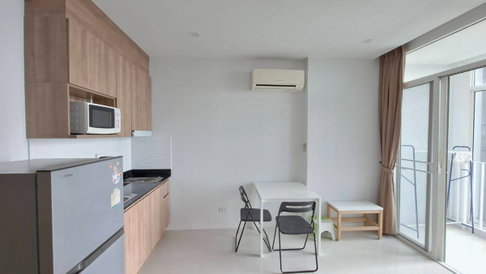ปล่อยเช่าคอนโด IDEO Verve ราชปรารภ 1 Bed วิวสระว่ายน้ำ บรรยากาศเงียบสงบเป็นส่วนตัว เดิน 0 ก้าวถึงบันได ARL ราชปรารภ