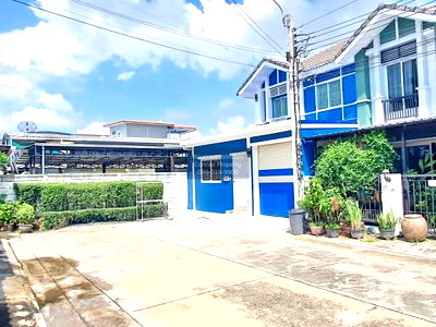 Townhouses for rent Bangkok : For Rent Townhouse/Townhome  , Pruksa Ville 53/1 Sakae Ngam , Samae Dam , Bang Khun Thian , Bangkok , CX-178805 ✅ Live chat with us ADD LINE @connexproperty ✅