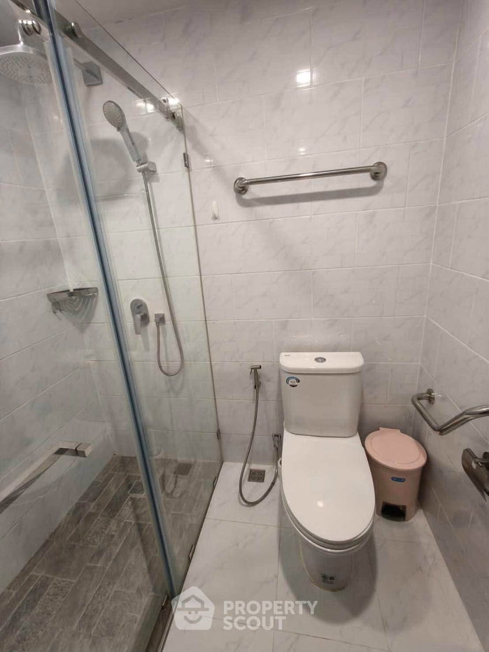 picture 16th-Floor 1-BR Condo At Pattaya Hill Resort, Phratamnak (ID 3362473) - 2/18