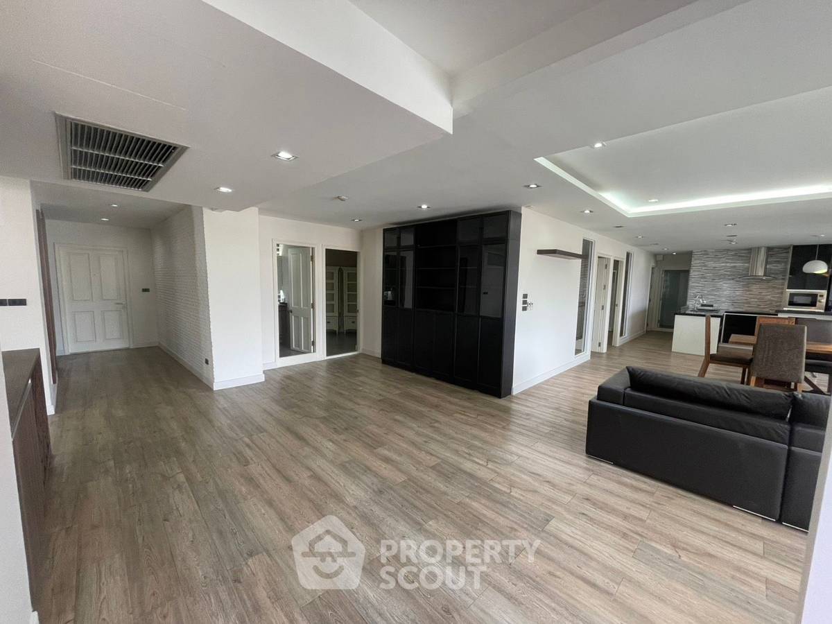 รูป คอนโด 5-ห้องนอน ที่ บ้าน สุขุมวิท ใกล้ BTS ทองหล่อ (ID 2093824) - รูปที่ 32/49