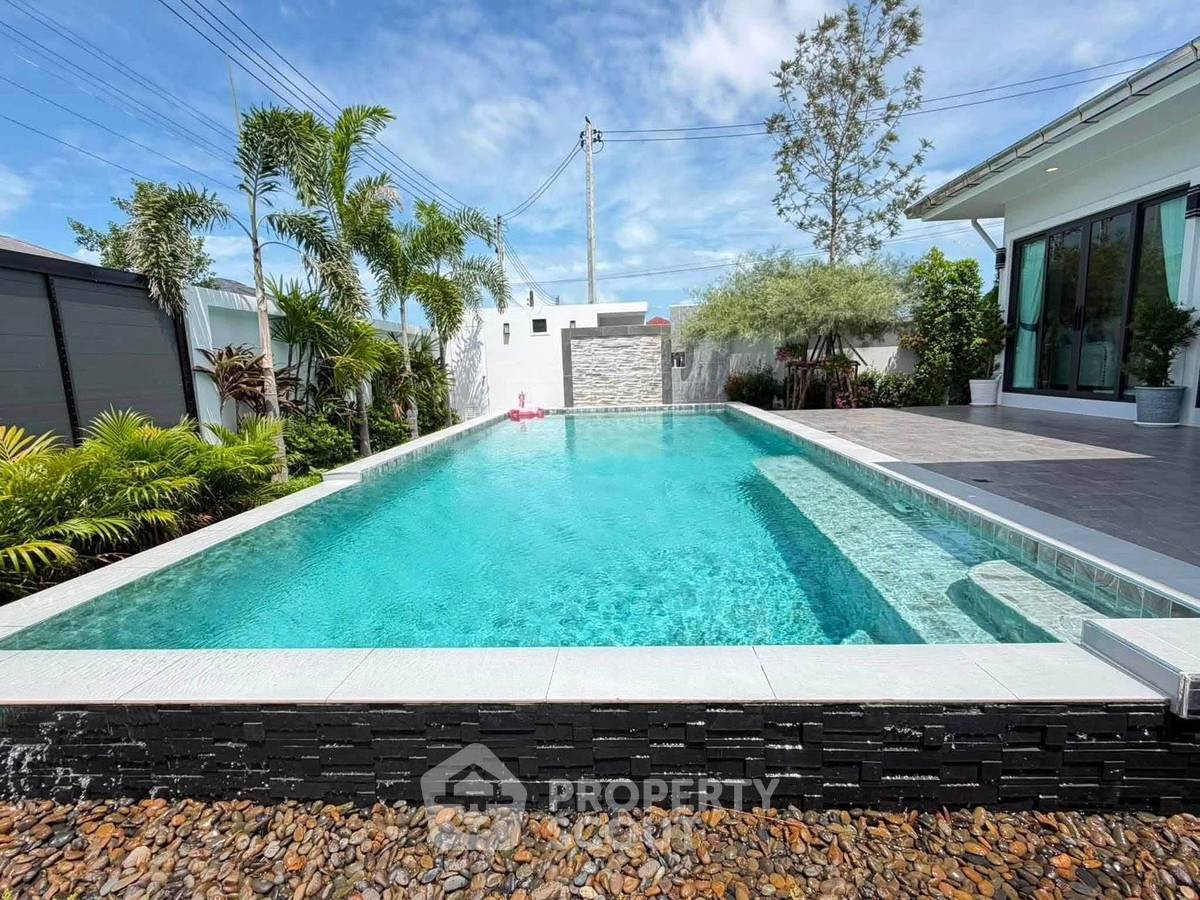 รูป วิลล่า 4 ห้องนอน ขายในห้วยใหญ่ บางละมุง (ID 3363448) - รูปที่ 2/27