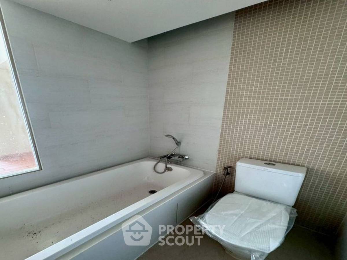picture 1-BR Condo at Marina Bayfront Sriracha in Si Racha (ID 3044593) - 8/11