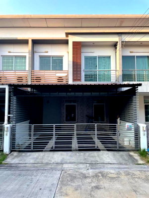 เช่าทาวน์โฮม บิ๊กซี ฟู๊ดเพลส สุขาภิบาล 5 : 🏡✨ ให้เช่าทาวน์โฮม 2 ชั้น Habitown วัชรพล | ทำเลวัชรพล–เพิ่มสิน 