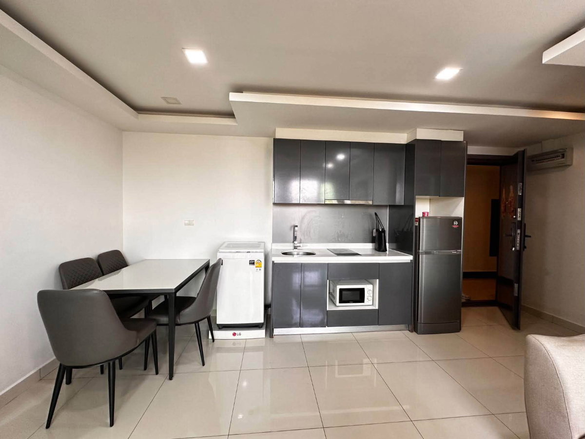 picture For Rent: Arcadia Beach Continental (2 Bedrooms & 2 Bathrooms) - 4/10
